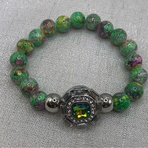 Green Colorful Beaded Bracelet with Iridescent Snap Button Charm